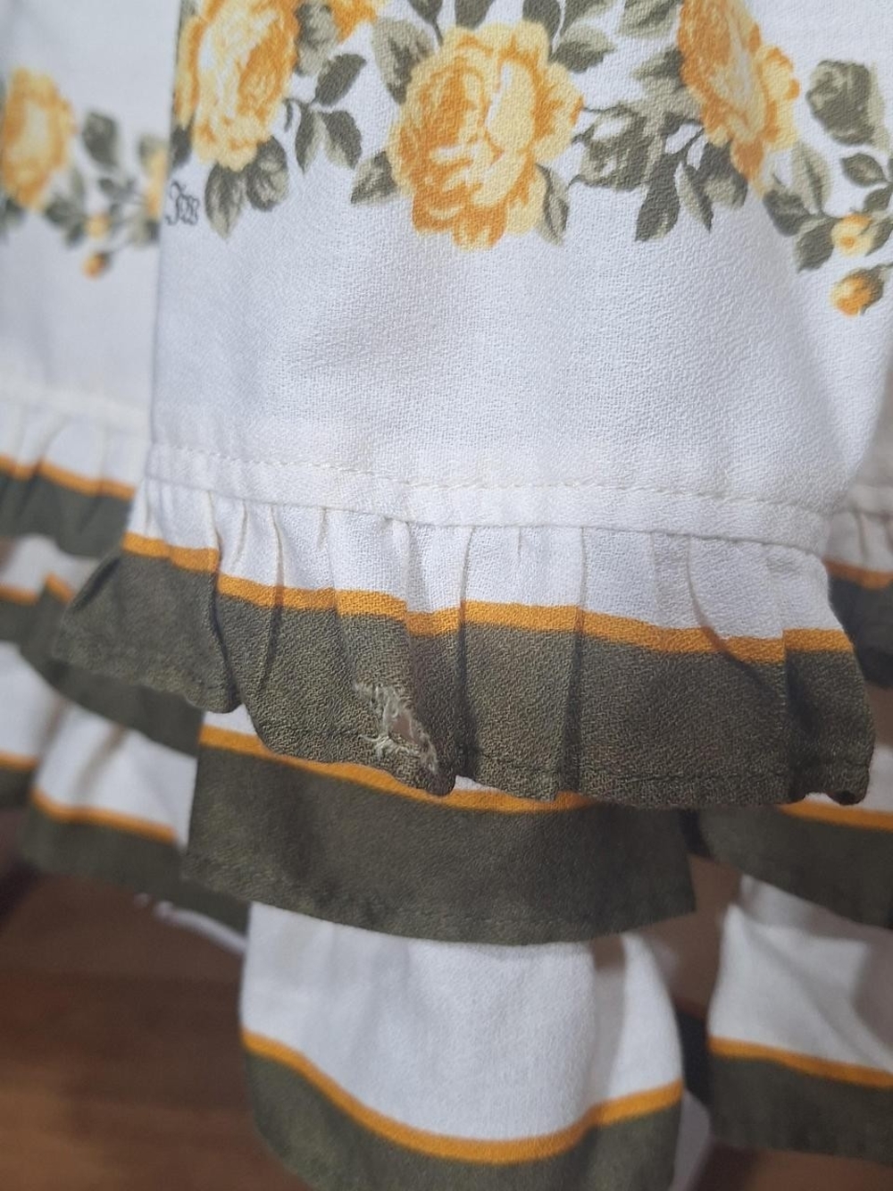 🎀 Innocent World Ivory & Yellow Rose Floral JSK 🌹✨ Sweetheart Classical Lolita - Picture 6 of 8
